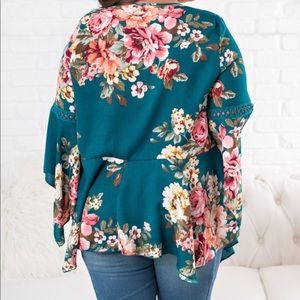 Teal Curvy Girl Floral Kimono